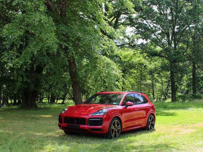 I gotta tell you, against a backdrop of Northeastern summertime greenery, that red absolutely pops.