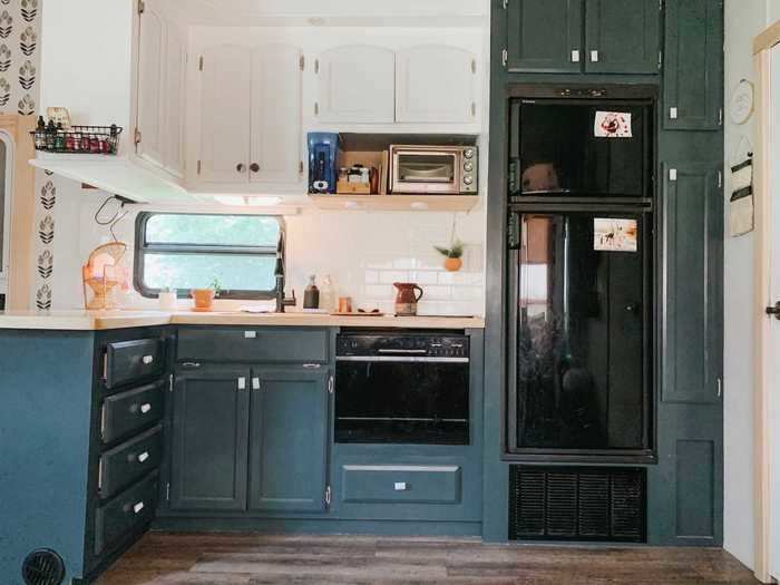 The Herndons customized the kitchen with a dishwasher and refrigerator.