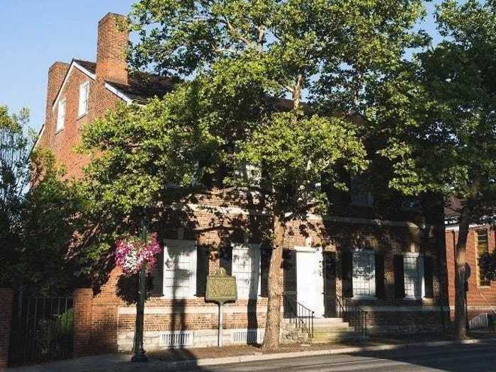 Mary Todd Lincoln moved to this two-story brick home in Lexington, Kentucky, when she was 14.