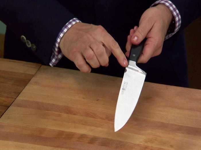 Contestants can bring their own set of knives to the "Chopped" kitchen, and they also receive instructions for the on-set appliances.