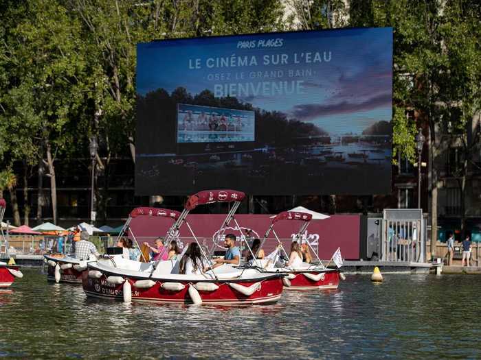 According to a press release from PR company Spark Agency, each boat seated four to six people.