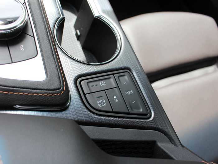 A small control panel manages some vehicle functions, such as the auto stop-start and the drive modes.