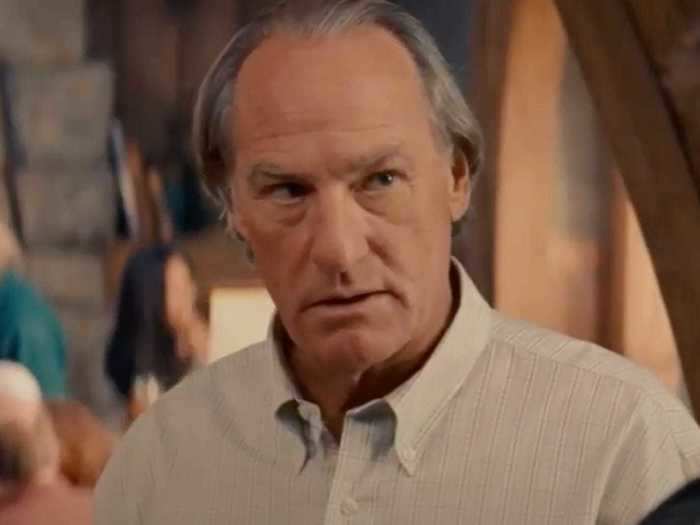 Craig T. Nelson starred as Joe Paxton, Andrew