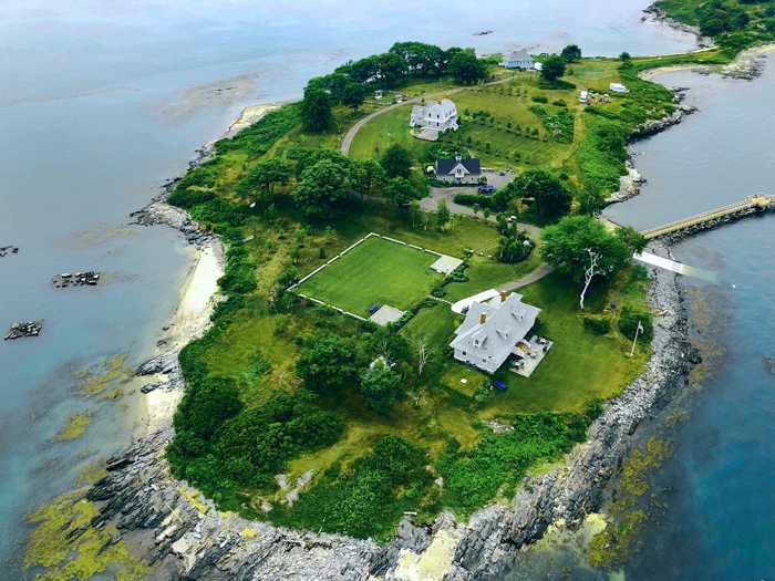 House Island also has three landing and takeoff spots for helicopters plus deep-water anchorages for yachts.