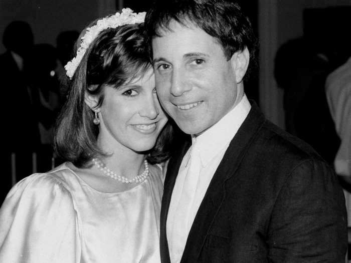 1983: Paul Simon and Carrie Fisher