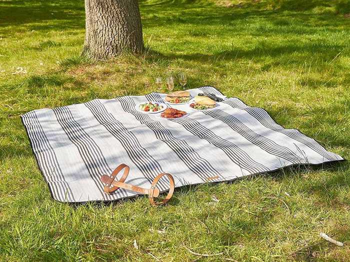 Picnic blankets