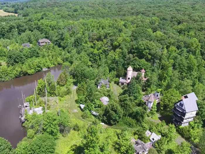 VIRGINIA: The abandoned Virginia Renaissance Faire in Fredericksburg still contains ruins of castles and a town square.