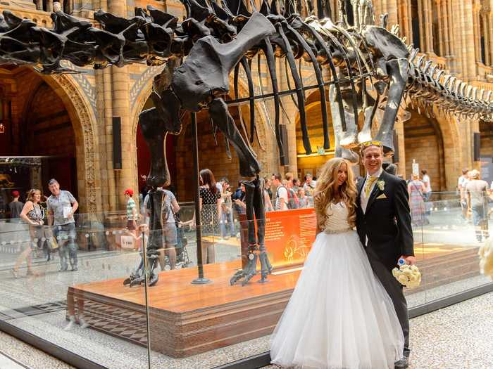 Some couples have taken their wedding photos at museums.