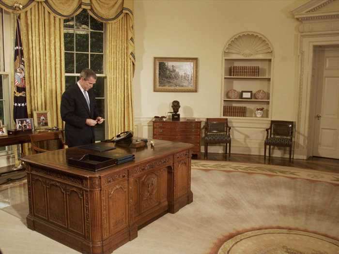 George W. Bush preferred neutral tones for the rug and curtains.