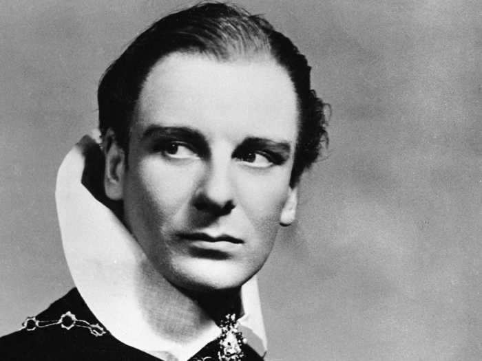 English actor John Gielgud was renowned for his Shakespeare skills, and earned his EGOT in 1991.