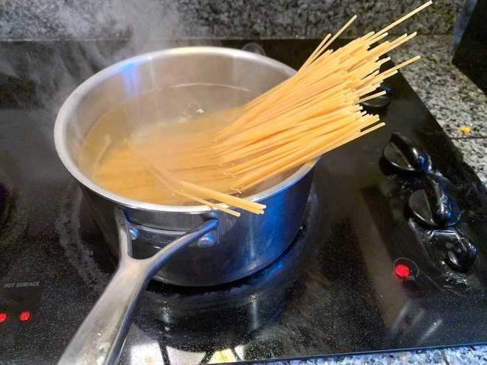 It was time for the cooking to begin. First I brought a large pot of well-salted water to a boil, then added the spaghetti.