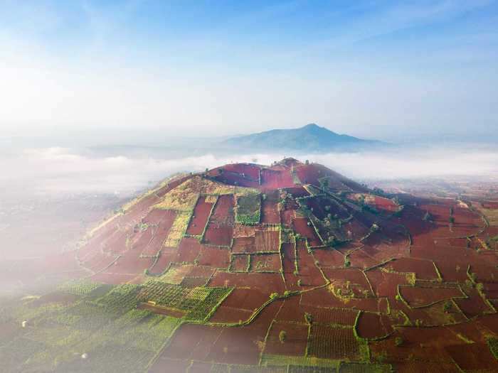 "Chư Đăng Ya volcano" by Hòa Carol