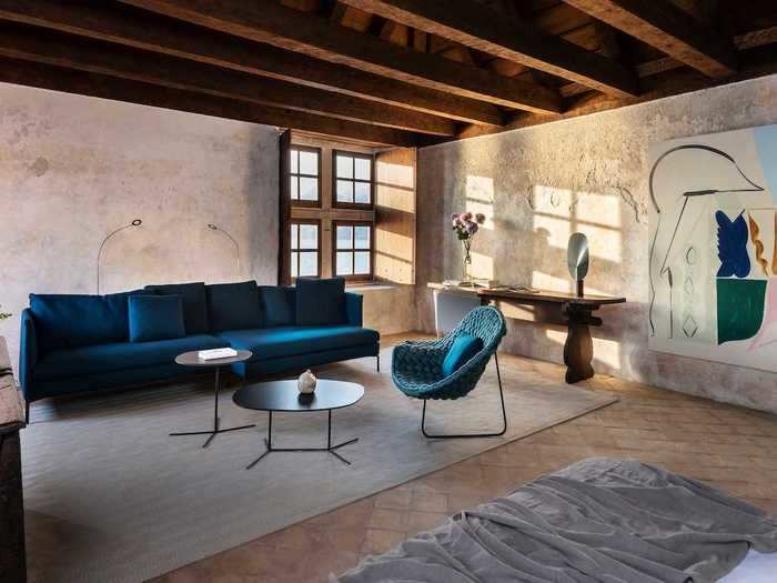 Architect Rujana Markovic and Italian designer Paula Lenti added 21st-century amenities, like a private cinema, to the 15th-century rooms.