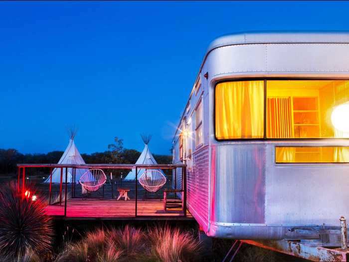 Texas: El Cosmico