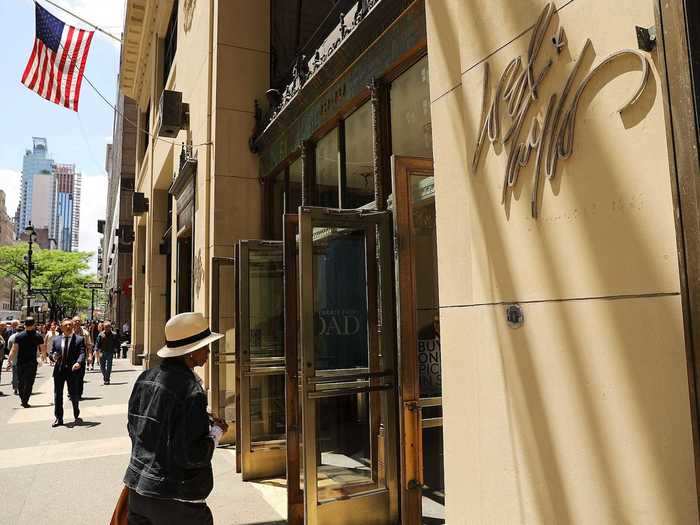 In 1986, Lord & Taylor was acquired by May Department Stores. As part of the acquisition, many of May