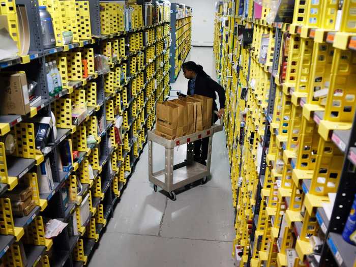 5. Warehouse managers earn an average starting salary of $45,000 per year.