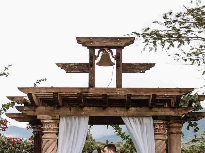 Others had stunning outdoor ceremonies.