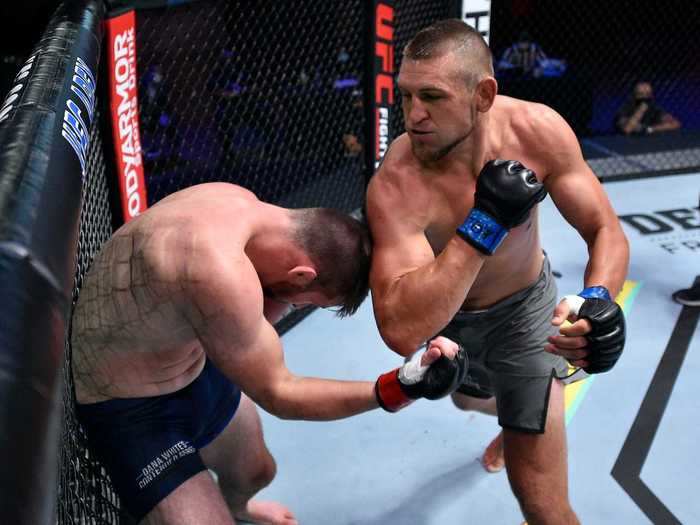 The only other fighter to earn a UFC contract because of his performance was the 32-year-old American Dustin Jacoby.