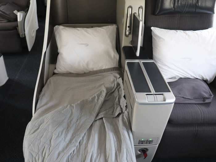 The lie-flat capability of the seats was ideal for the evening red-eye flight from New York to London, allowing business travelers to get a comfortable full night