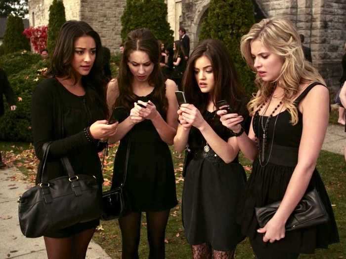 A digital, omniscient presence is ruling the lives of the teens on "Pretty Little Liars."