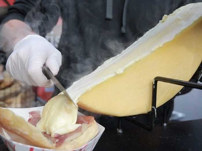 One chefs said that, when prepared correctly, a raclette can make for a showstopping appetizer.