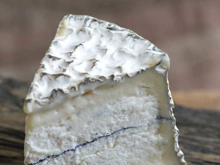 A versatile blue goat cheese, Humboldt Fog is a favorite of some chefs thanks to its acidity and fudge-like texture.