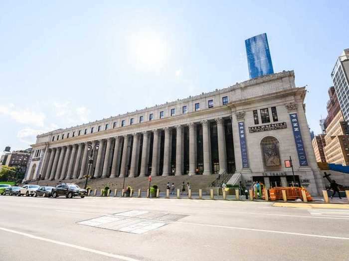 The iconic building has the the largest Corinthian colonnade in the world, and was constructed in the neoclassical Beaux-Arts style.