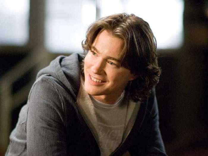 Tom Wisdom appeared in "300" before playing Ian, a potential love interest that Carmen meets in the sequel.