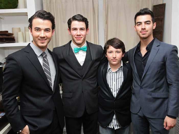 The three eldest Jonas Brothers are all relatively close in age, but younger brother Frankie was born in 2000.