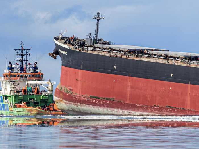 The company that runs the vessel, Nagashiki Shipping Co., said in a statement on August 7: "Due to the bad weather and constant pounding over the past few days, the starboard side bunker tank of the vessel has been breached and an amount of fuel oil has escaped into the sea. Oil prevention measures are in place and an oil boom has been deployed around the vessel."