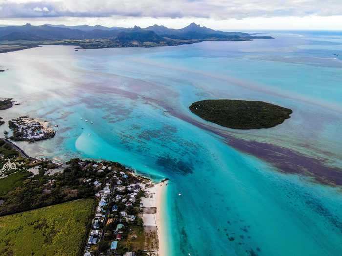 Mauritian Wildlife Foundation manager Jean Hugues Gardenne told the Associated Press that they are "expecting the worst" and that the ship could potentially break in half in two days.