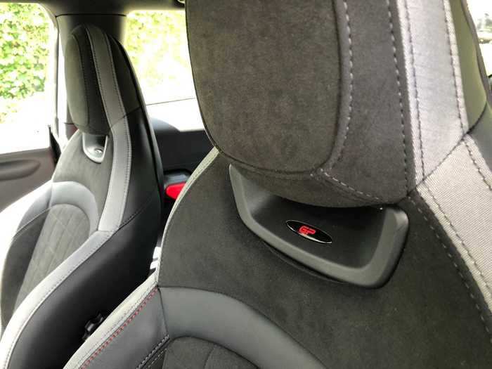 A small GP logo adorns each seat, right where a racing harness could be fitted. The interior was rendered in "Carbon Black Dinamica" and leather.