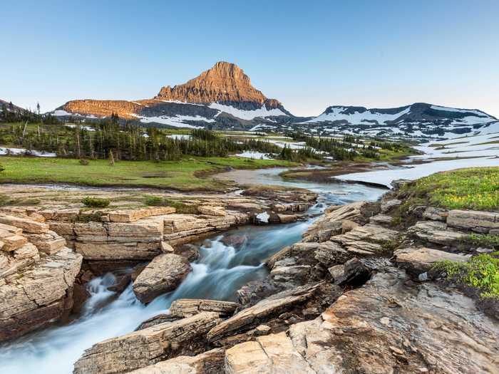 There are beautiful national parks all over the US, but Glacier National Park in Montana is worth putting at the top of your list.