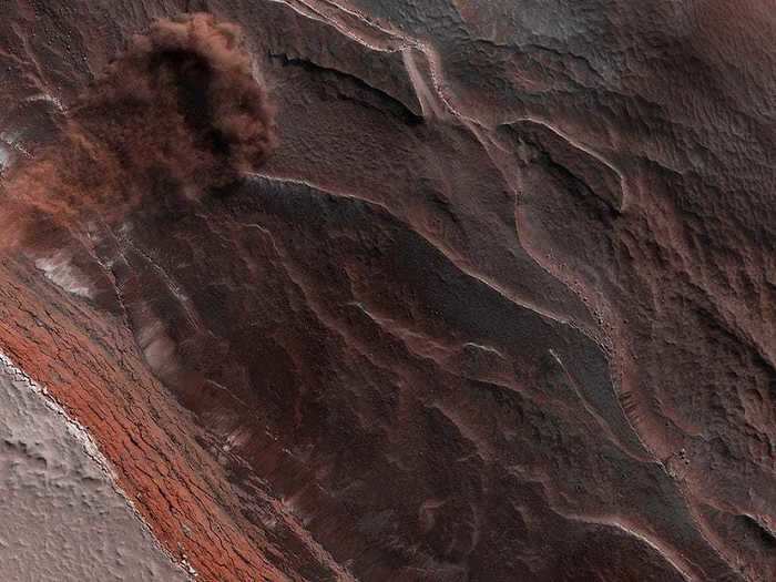 Warmer weather brings giant avalanches to the red planet. The 2019 avalanche shown here plummeted down a 1,640-foot cliff.