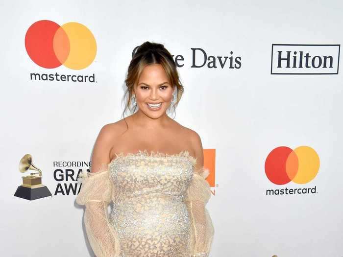 Teigen looked like a princess in an off-the-shoulder gown at the 2018 Clive Davis and Recording Academy Pre-Grammy Gala.