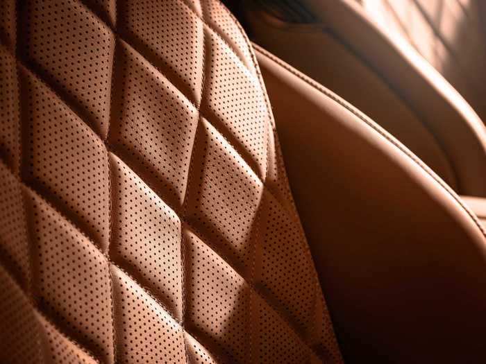 The three-dimensional design is part of a new seat generation and is supposed to fit with the rest of the car "like a seashell."