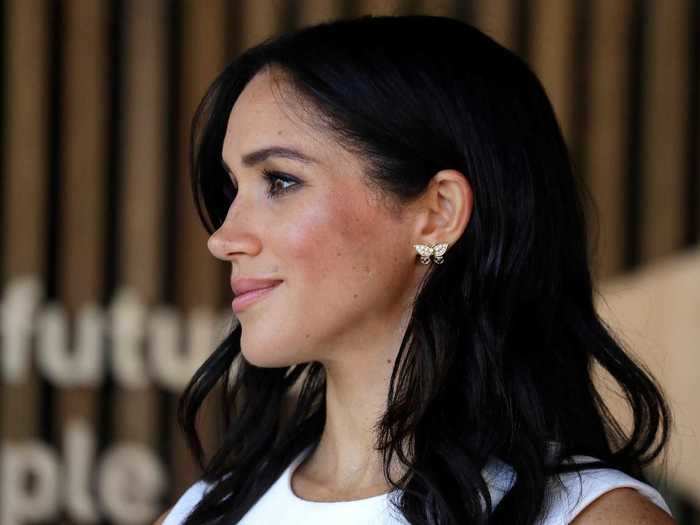 Meghan Markle wore a pair of butterfly-shaped earrings on her first royal tour in Australia.