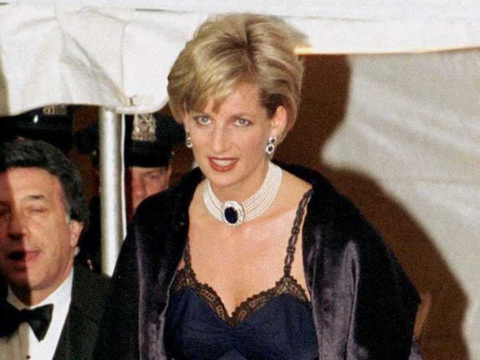 Prince Harry may have used diamonds from Princess Diana