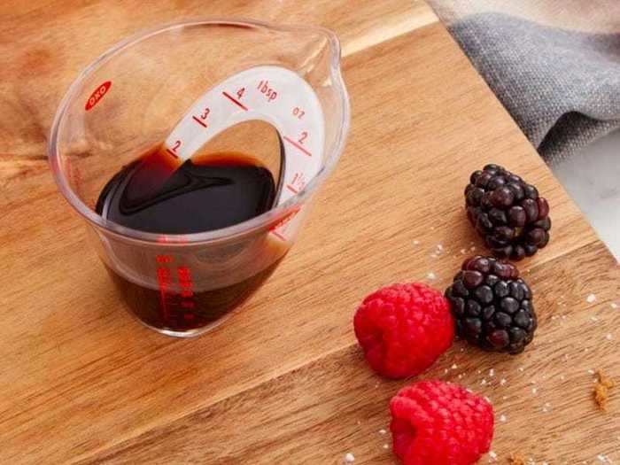 A mini measuring cup