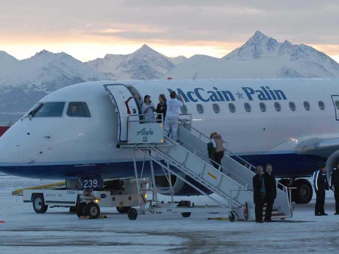 The McCain campaign also used JetBlue aircraft during the campaign, including a Brazilian-made Embraer E190.