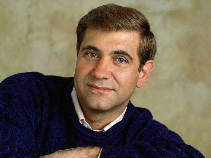 Dan Lauria played Kevin