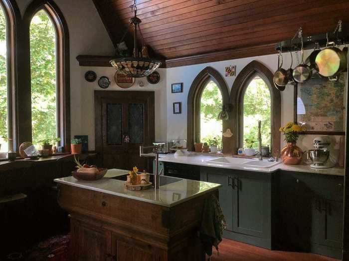 Now, the kitchen is a mixture of old and new.