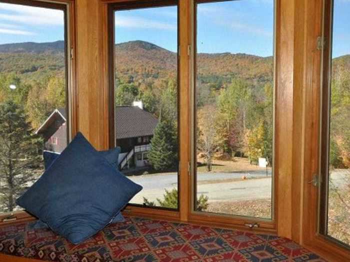 Mountain condo in Conway, New Hampshire, $189