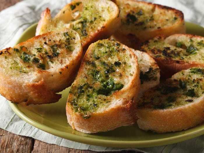 You can make restaurant-quality garlic bread at home.