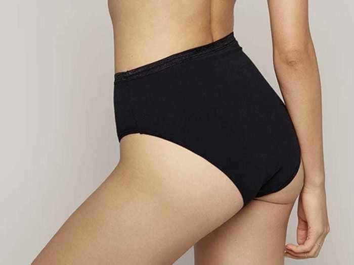 High-waisted underwear