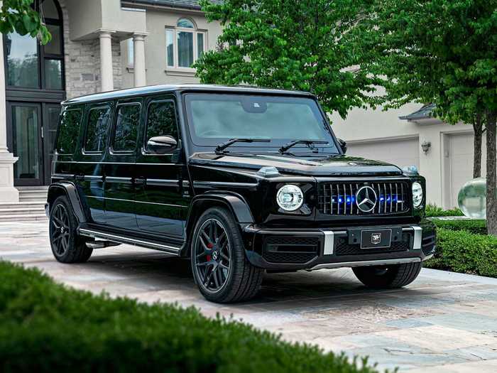 Inkas Armored — a Canadian company that builds all kinds of customized and armored vehicles — has a new stretched, bulletproof Mercedes-AMG G63.