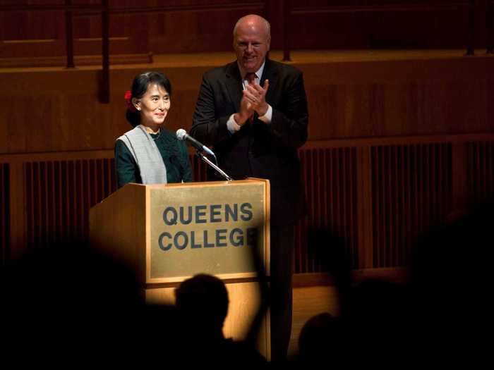 4. CUNY Queens College has a return on investment of 84.4%.