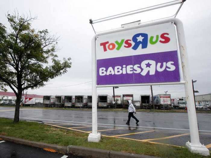 Building upon the success of Kids R Us, the company expanded into baby clothing with Babies R Us in 1996.