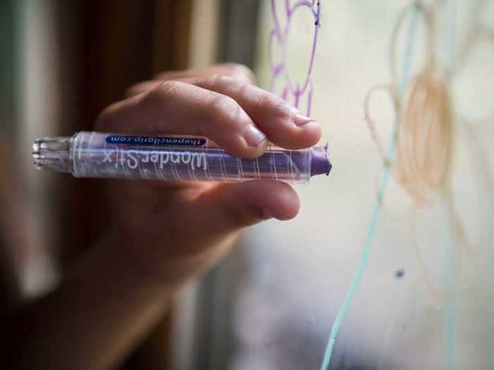 The best multi-surface crayons