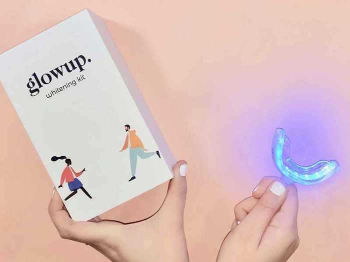 Glowup: teeth-whitening kit